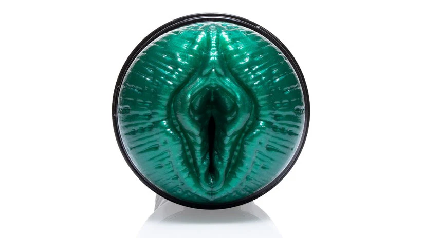 Fleshlight Freaks Alien Queen Green Metallic - Image 3