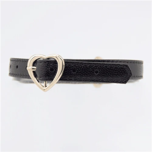 Leather Collar With Heart Buckle.